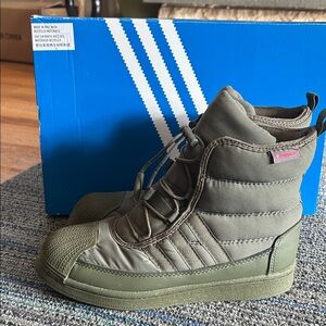 NWTAGS & Box Adidas Winter All Weather Quilted Boots!